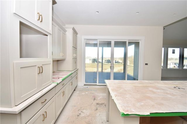 8308 NE 76TH Terrace, Kansas City, MO 64158