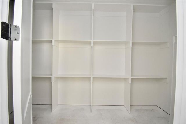 8308 NE 76TH Terrace, Kansas City, MO 64158