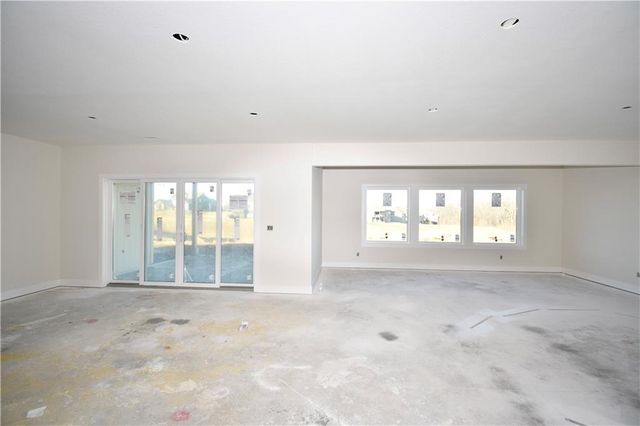 8308 NE 76TH Terrace, Kansas City, MO 64158