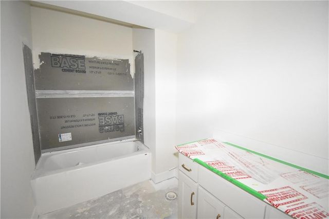 8308 NE 76TH Terrace, Kansas City, MO 64158