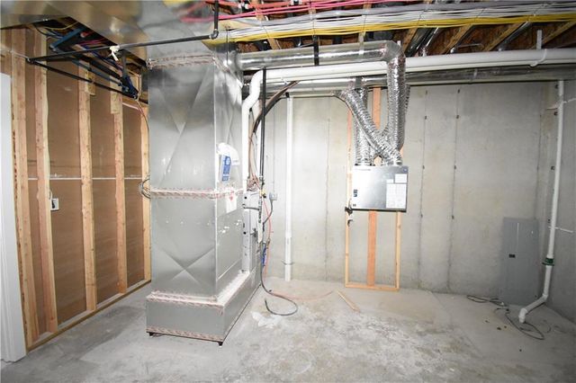 8308 NE 76TH Terrace, Kansas City, MO 64158