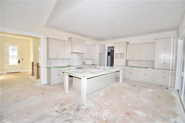 8308 NE 76TH Terrace, Kansas City, MO 64158