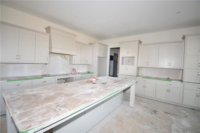 8308 NE 76TH Terrace, Kansas City, MO 64158