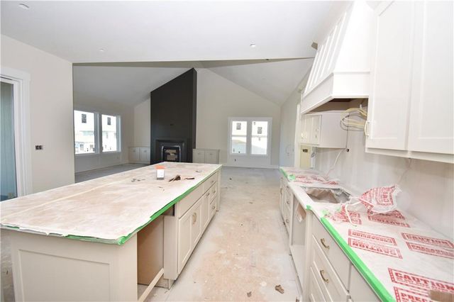 8308 NE 76TH Terrace, Kansas City, MO 64158