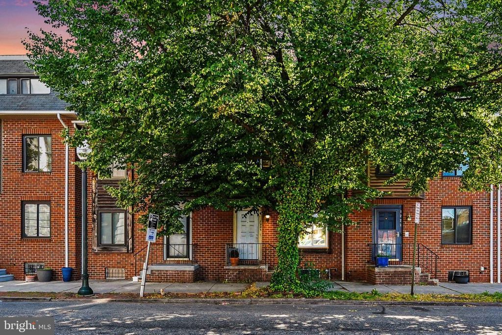 1223 N 3RD ST, Harrisburg, PA 17102