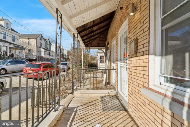 1005 TYLER AVE, Darby, PA 19023