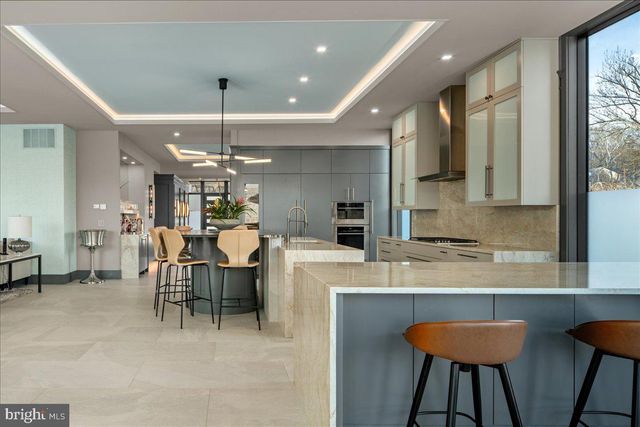 182 S MAIN ST, New Hope, PA 18938