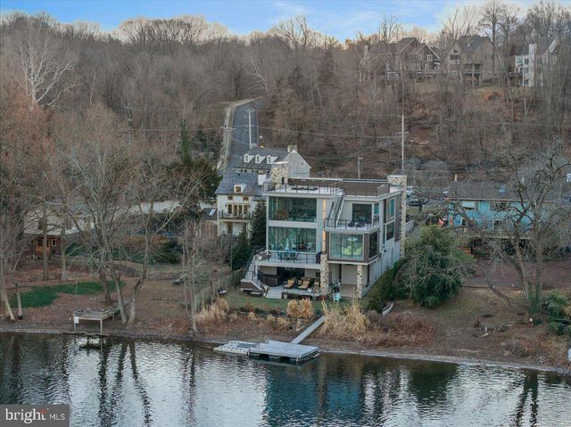 182 S MAIN ST, New Hope, PA 18938