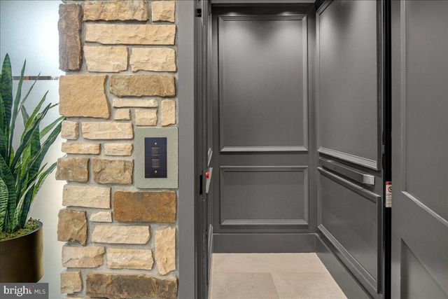 182 S MAIN ST, New Hope, PA 18938