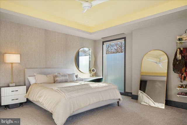 182 S MAIN ST, New Hope, PA 18938