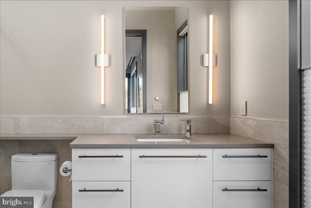 182 S MAIN ST, New Hope, PA 18938