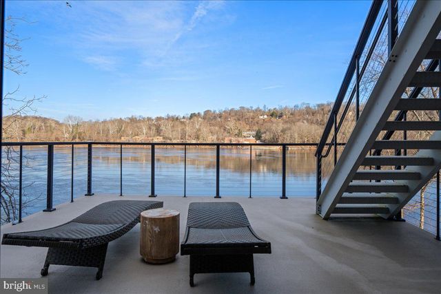 182 S MAIN ST, New Hope, PA 18938