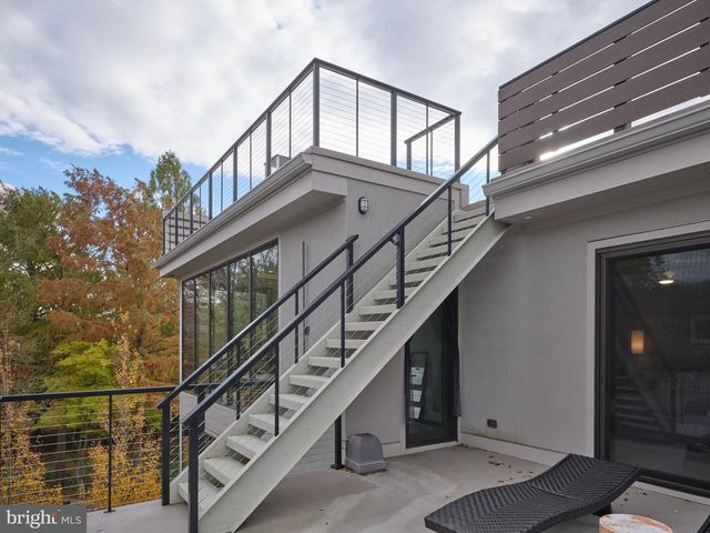 182 S MAIN ST, New Hope, PA 18938