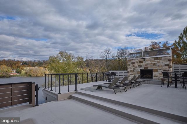 182 S MAIN ST, New Hope, PA 18938