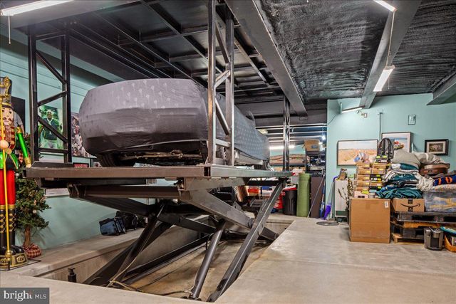 182 S MAIN ST, New Hope, PA 18938