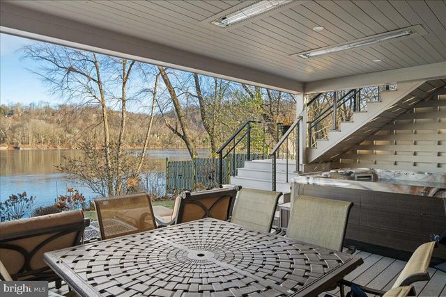 182 S MAIN ST, New Hope, PA 18938