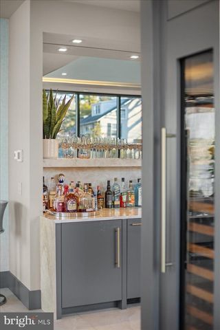 182 S MAIN ST, New Hope, PA 18938