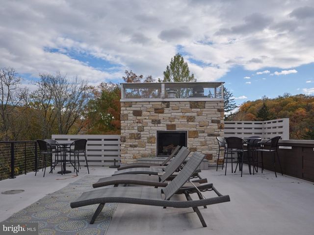 182 S MAIN ST, New Hope, PA 18938