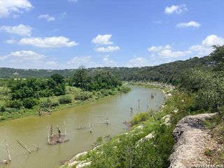 359 RIVER CLIFF PL, Spring Branch, TX 78070