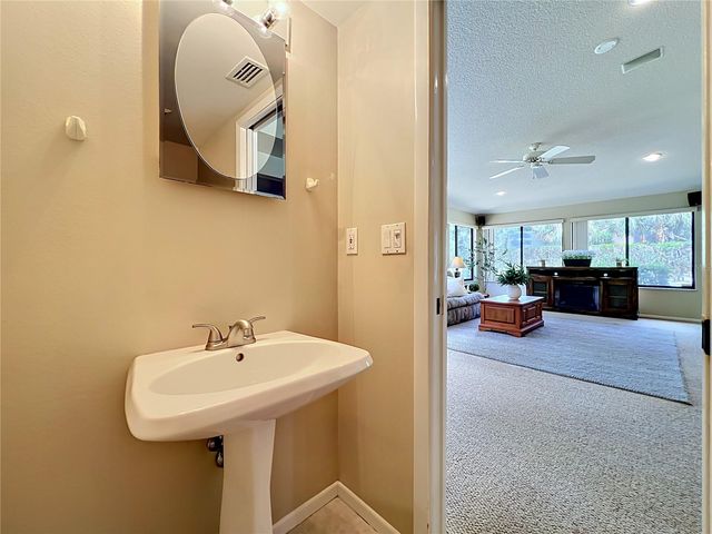 944 SOUTHRIDGE TRAIL, Altamonte Springs, FL 32714