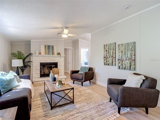 6106 NUNDY AVENUE, Gibsonton, FL 33534
