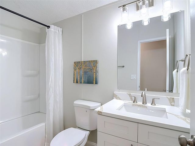 6106 NUNDY AVENUE, Gibsonton, FL 33534
