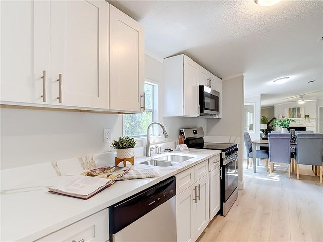 6106 NUNDY AVENUE, Gibsonton, FL 33534