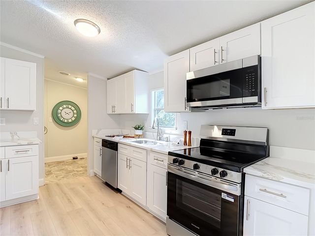 6106 NUNDY AVENUE, Gibsonton, FL 33534