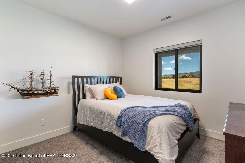 1410 RUNNING HORSE Trail, Victor, ID 83455 photo 18