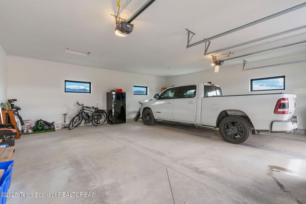 1410 RUNNING HORSE Trail, Victor, ID 83455 photo 22