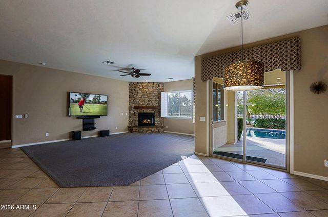 21098 N 76TH Avenue, Glendale, AZ 85308