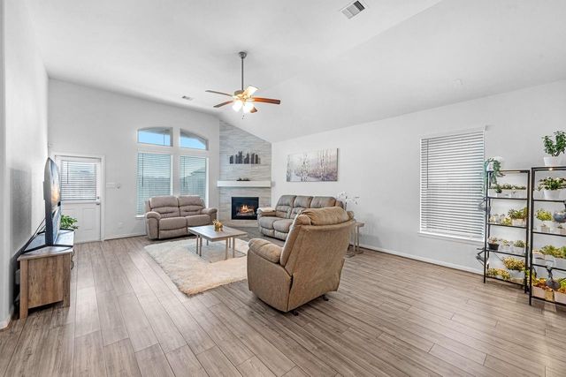 14302 Alberta Spruce Lane, Crosby, TX 77532