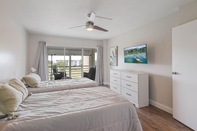 3661 Via Poinciana 616, Greenacres, FL 33467