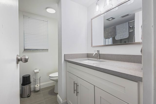 3661 Via Poinciana 616, Greenacres, FL 33467