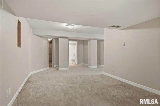 2712 Carl Prairie Drive, Springfield, IL 62703