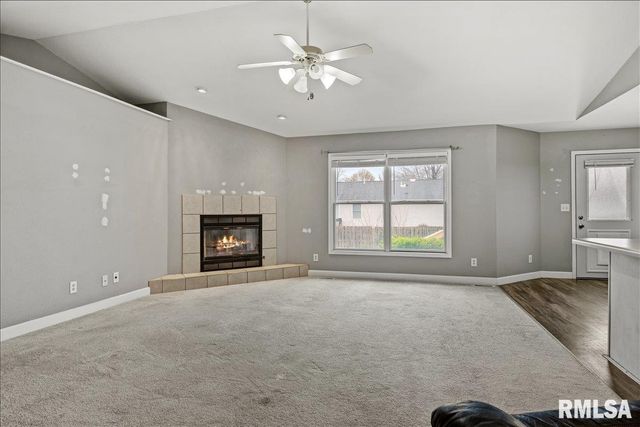 2712 Carl Prairie Drive, Springfield, IL 62703