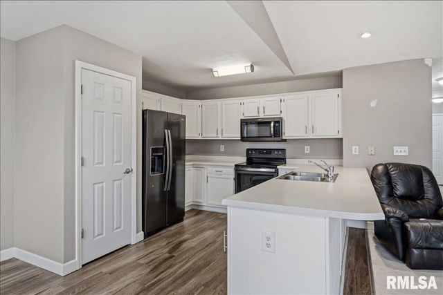 2712 Carl Prairie Drive, Springfield, IL 62703