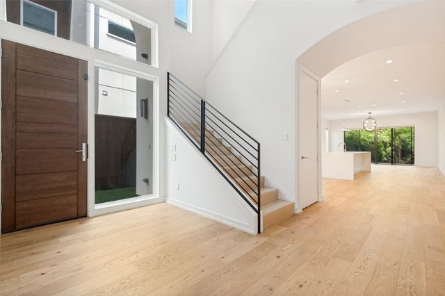 4719 Belmont Avenue, Dallas, TX 75204