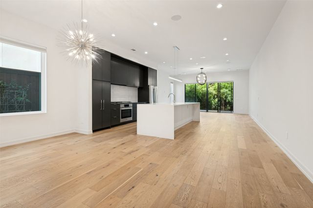 4719 Belmont Avenue, Dallas, TX 75204
