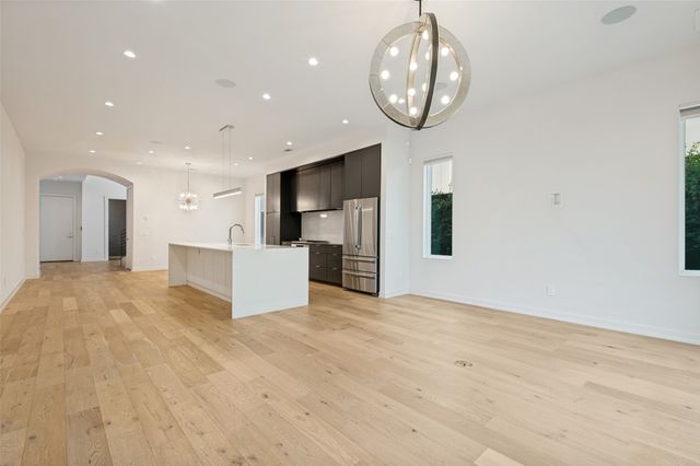 4719 Belmont Avenue, Dallas, TX 75204