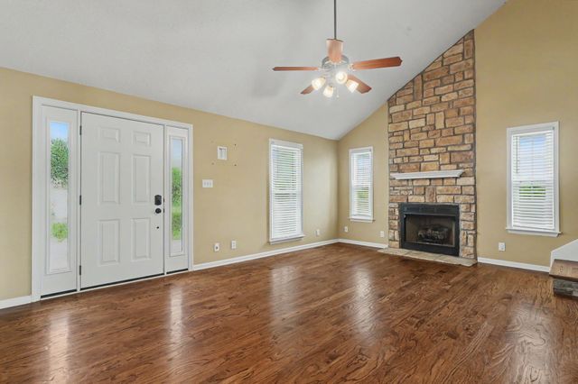 4444 Monticello Trce, Adams, TN 37010