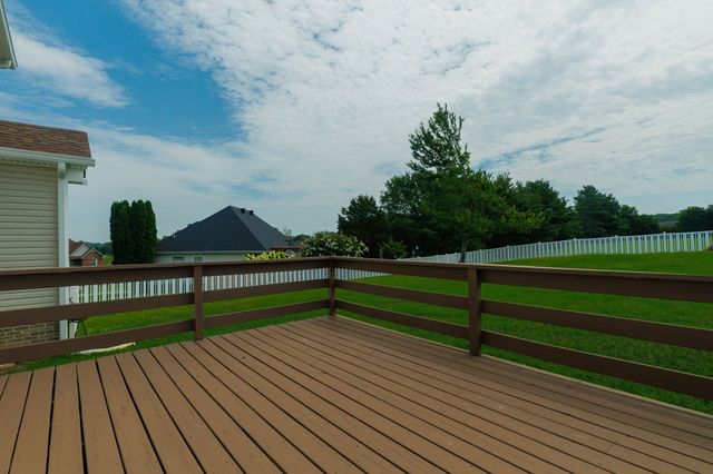 4444 Monticello Trce, Adams, TN 37010