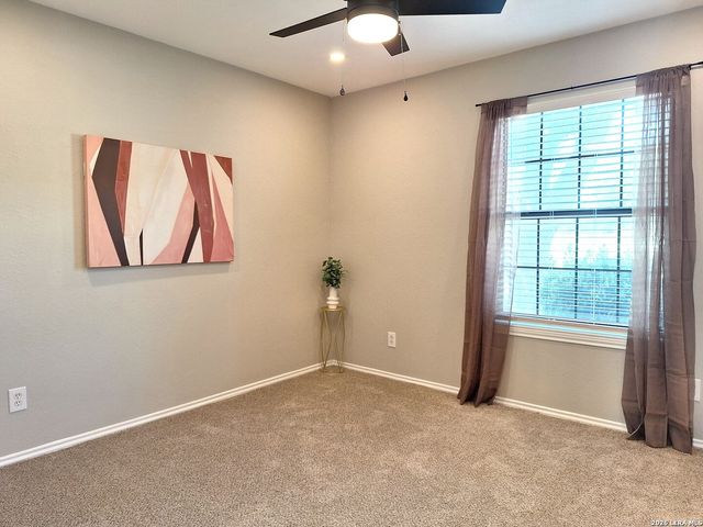 665 CENTER ST, New Braunfels, TX 78130