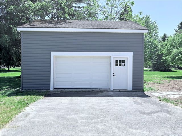 4225 Ransom Road, Clarence, NY 14031