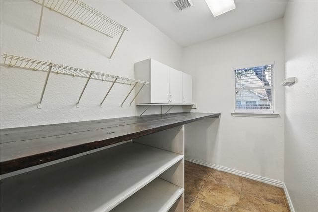 916 Sugarberry Lane, Flower Mound, TX 75028
