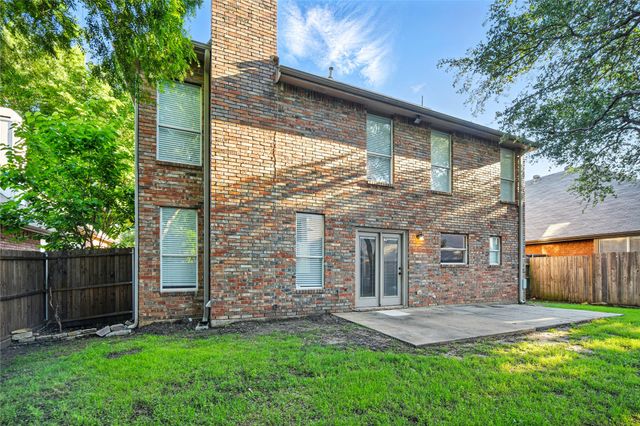 916 Sugarberry Lane, Flower Mound, TX 75028