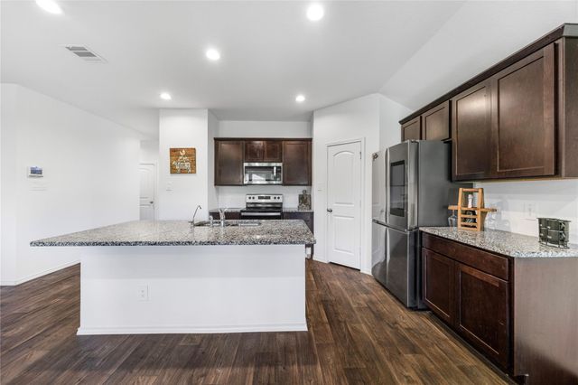 2906 Roman Forest Boulevard, New Caney, TX 77357