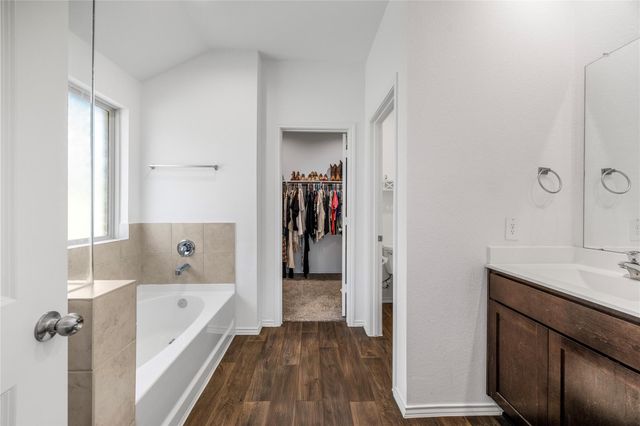 2906 Roman Forest Boulevard, New Caney, TX 77357