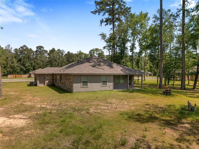 2906 Roman Forest Boulevard, New Caney, TX 77357