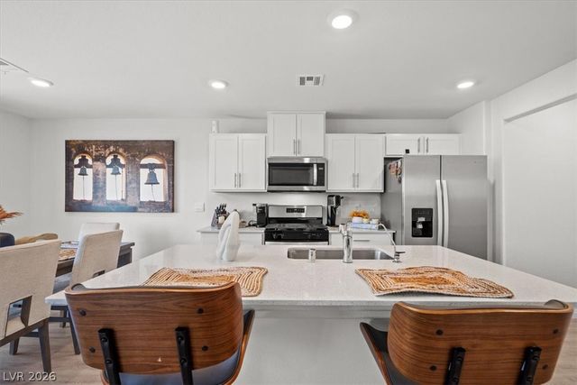 619 Peaceful Rock Avenue, North Las Vegas, NV 89081